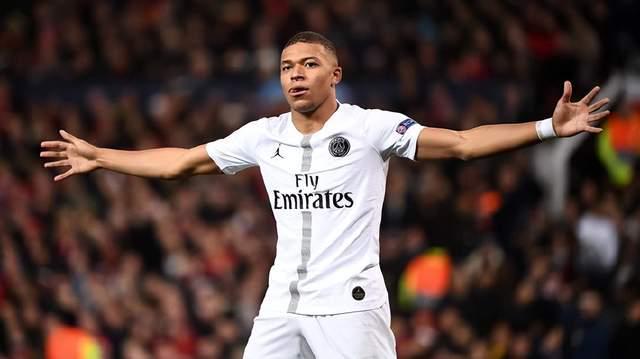 赵鹏：蒋4朱5是国内顶级中卫，但他俩搭配踢亚冠还是太吃力了（赵鹏评蒋4朱5：国内顶级中卫搭档，踢亚冠仍显吃力）