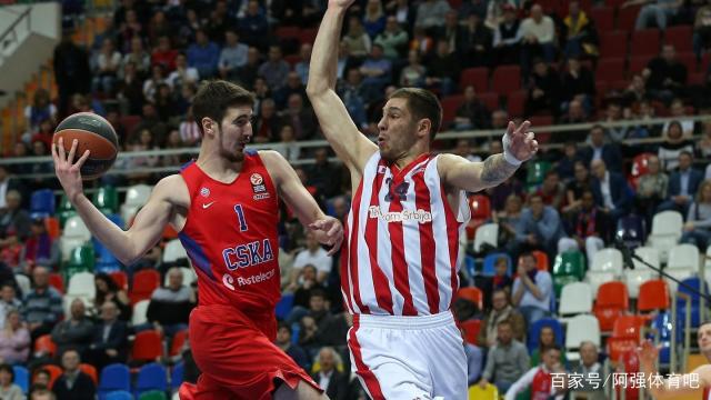 记者：邓卓翔尚未与三镇有进一步沟通，三镇目前也没换帅消息（记者称邓卓翔与三镇暂无进一步沟通，俱乐部暂未有换帅消息）