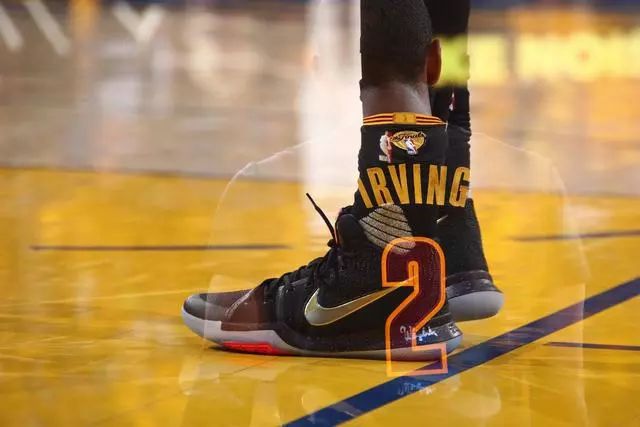 苏媒：苏超盐城赛区选拔活动已开启，水庆霞担任海选考官（江苏媒体：苏超盐城赛区选拔启动，水庆霞出任海选评委）