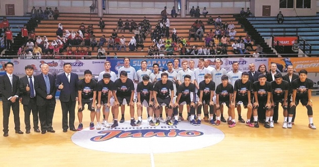 博尼：踢欧冠是我的梦想；今天我们付出了全部，被绝杀很痛苦（博尼：征战欧冠是我的梦想；我们拼尽全力却在补时遭绝杀，十分痛苦）