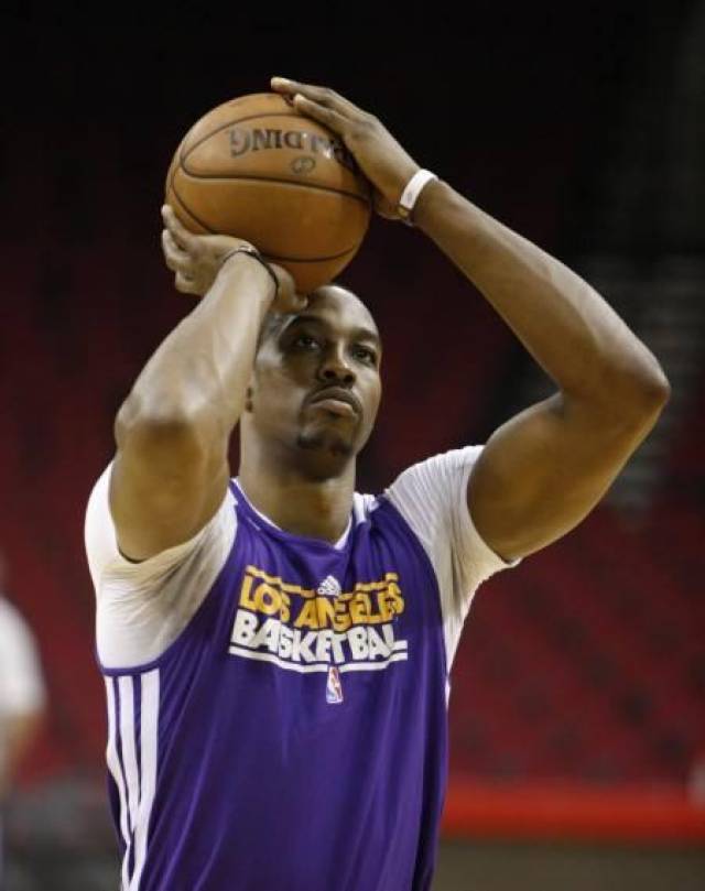 德天空：马竞正在关注霍芬海姆前锋伦佩尔，多支德甲球队也有意（德天空：马竞有意霍芬海姆前锋伦佩尔，多家德甲俱乐部同样关注）