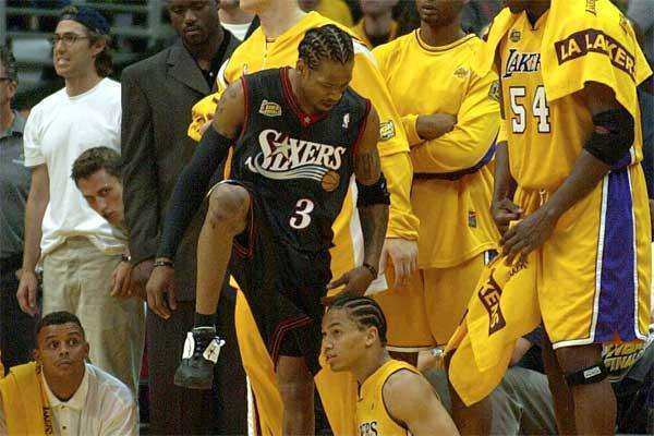 瓦拉内专访谈心理问题：展现脆弱的一面并不是软弱的表现（瓦拉内专访谈心理健康：坦露脆弱不等于软弱）