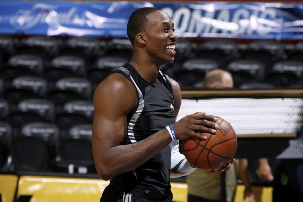 马卡：费兰曾与莫拉塔沟通穿西班牙7号球衣，后者表示支持（马卡：费兰就穿西班牙7号征询莫拉塔，获对方支持）