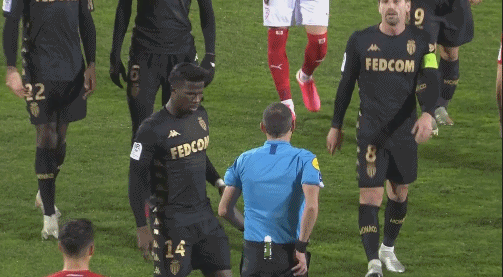 爱德华兹连续6场30+，追平队史最长30+场次纪录